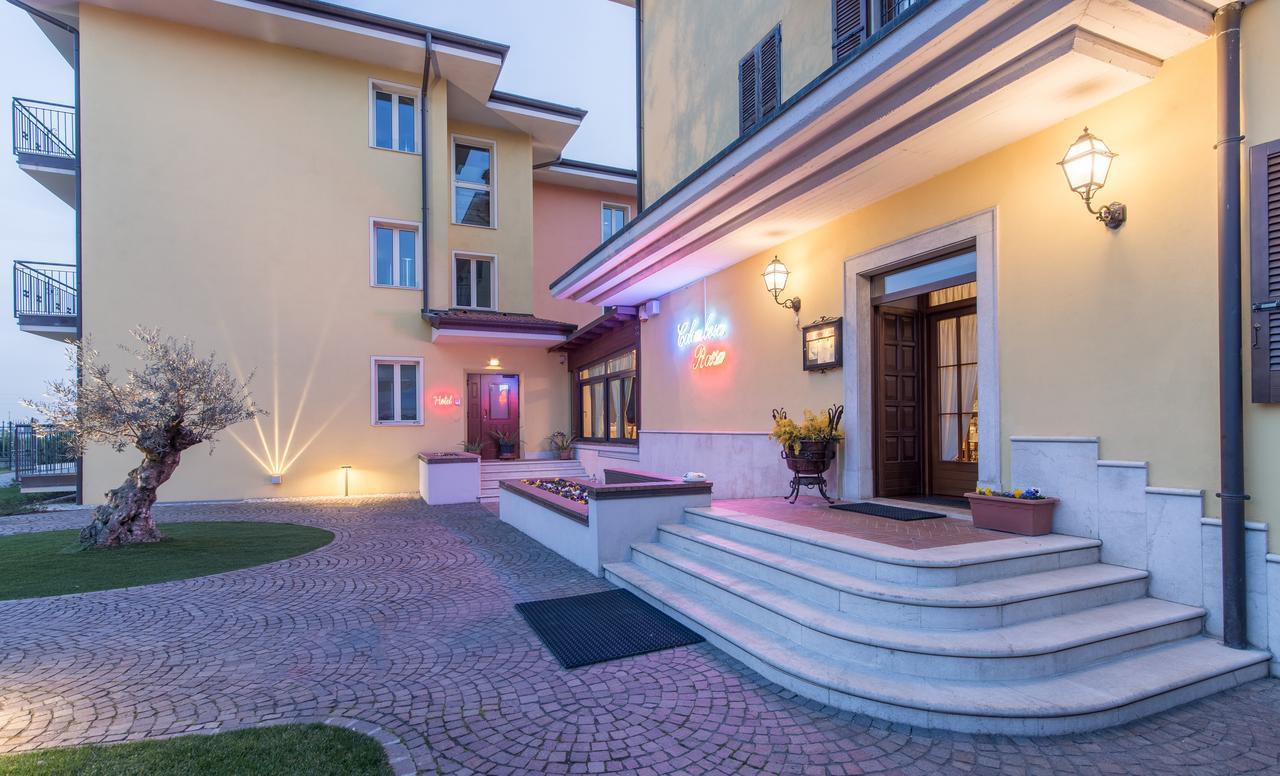 Hotel Panineria Colombera Rossa Brescia Buitenkant foto
